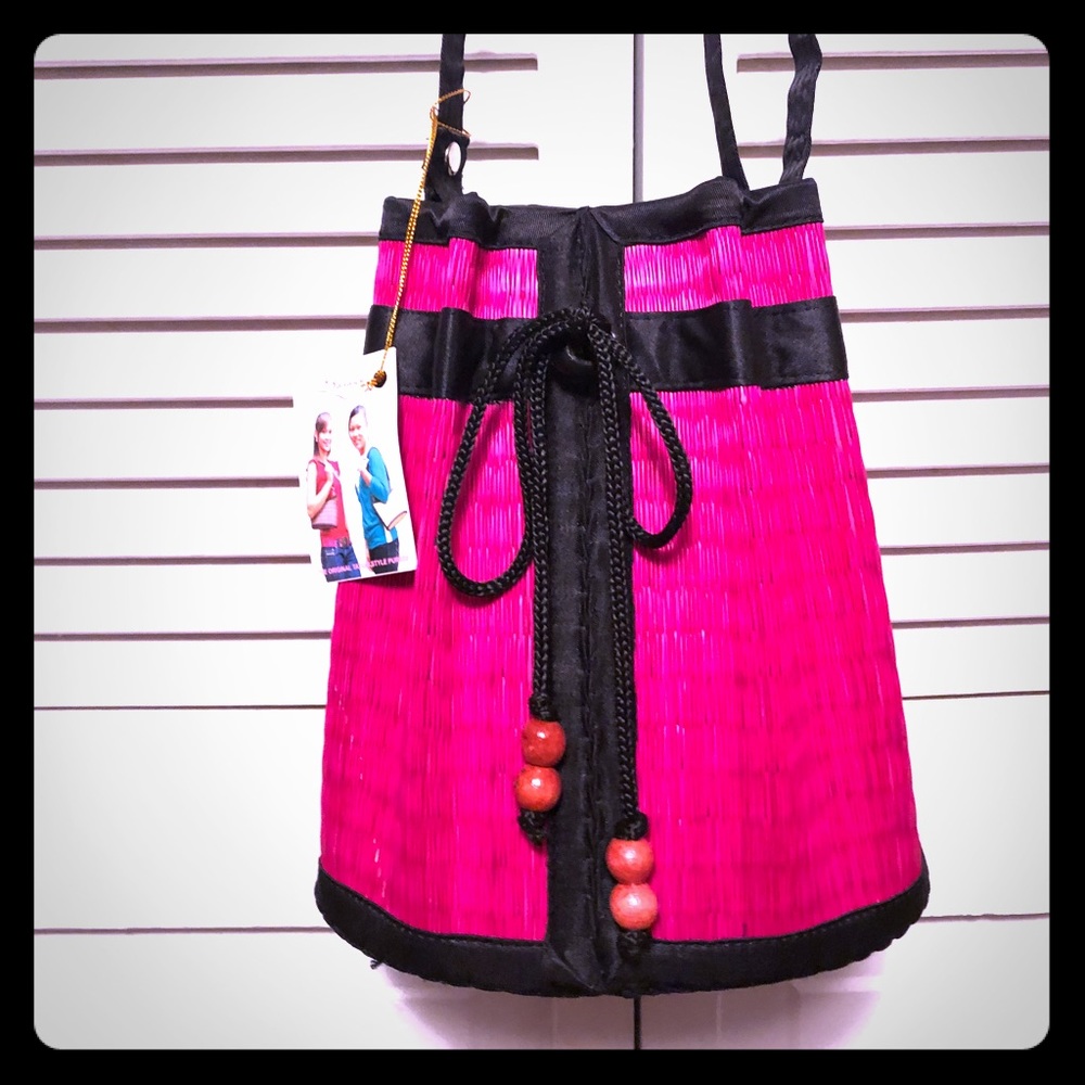 NWT Saraye pink bucket bag with adjustable strap